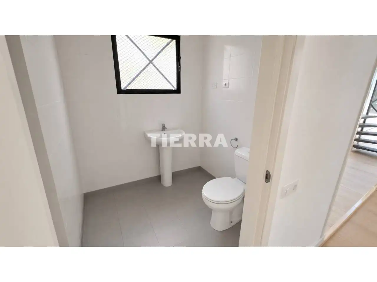 Badezimmer von Geschaftsraum zur Miete in Murcia