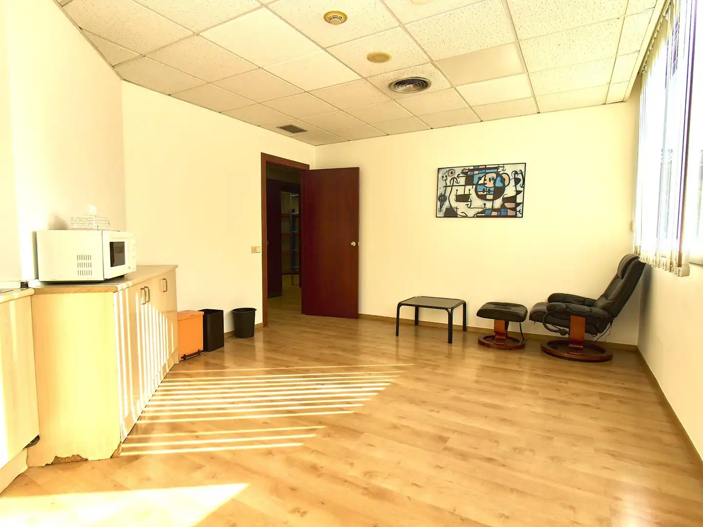 Oficina en venta en Barcelona con Aire acondicionado, Calefacción y Amueblado