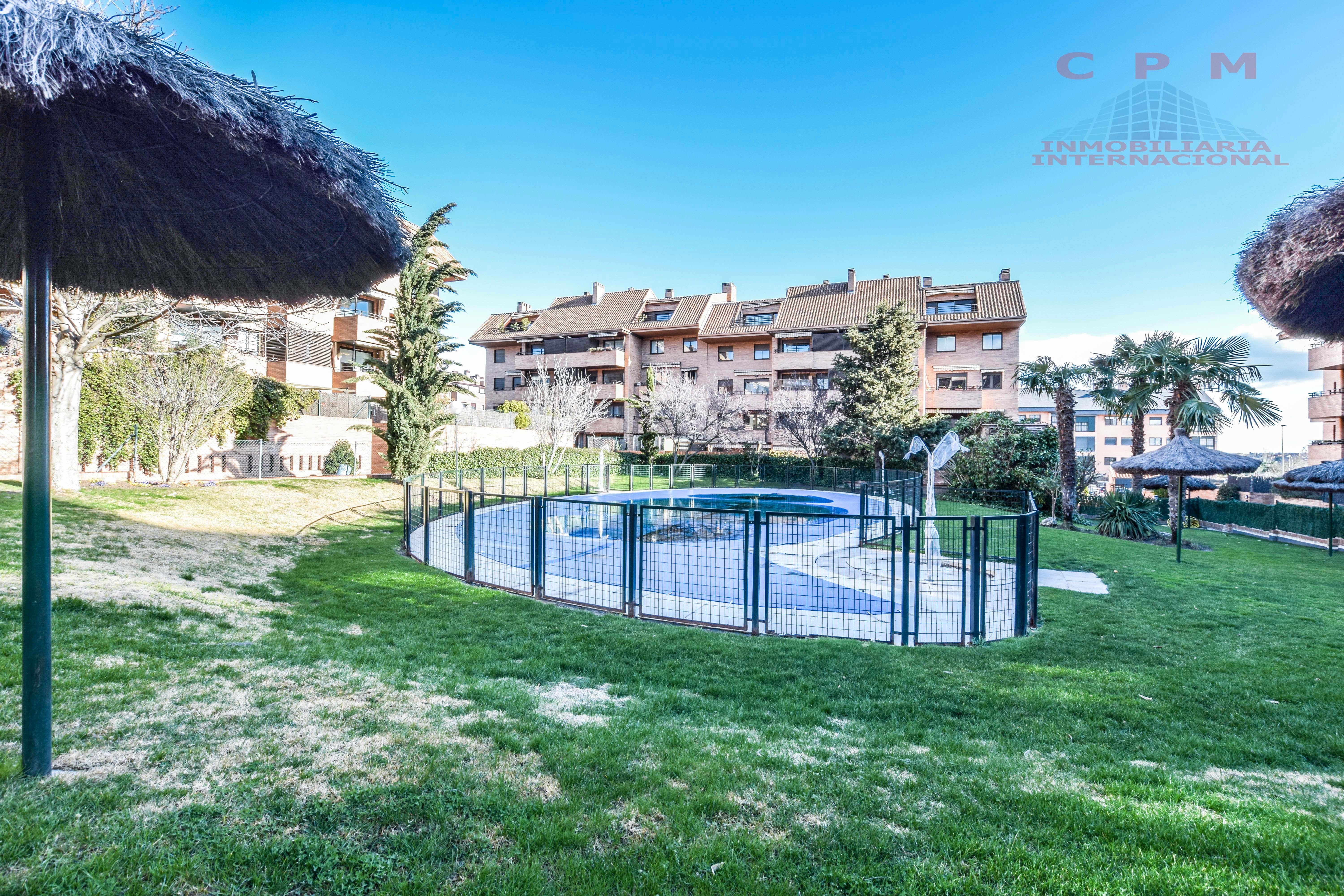Jardí de Pis de lloguer en Pozuelo de Alarcón amb Aire condicionat, Calefacció i Terrassa