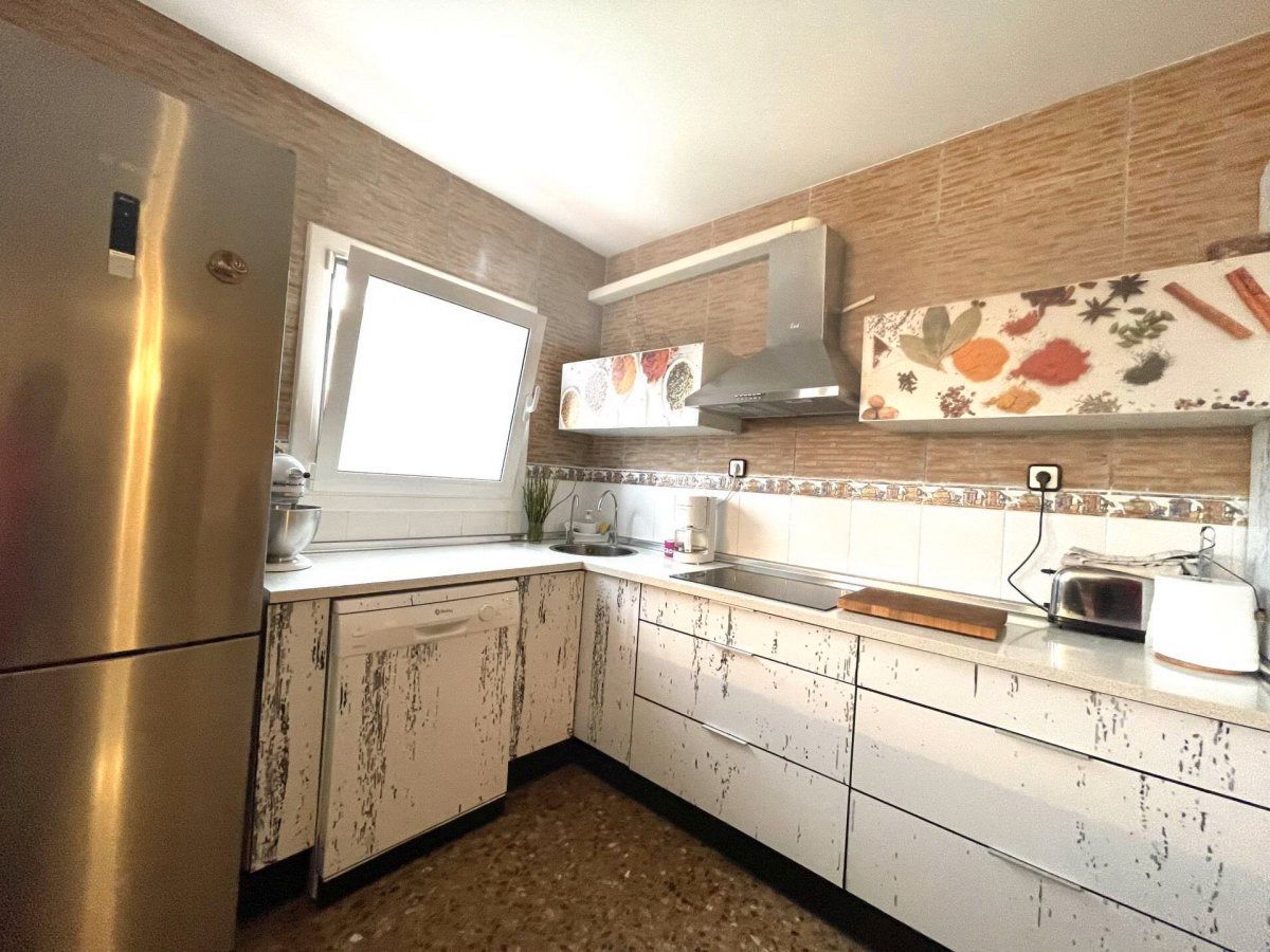 Kitchen of Flat for sale in Terrassa  with Furnished