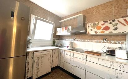 Kitchen of Flat for sale in Terrassa  with Furnished