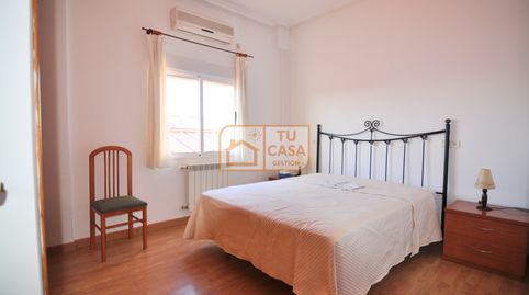 Foto 2 de Piso de alquiler en Avenida Virgen de la Montaña, Casco Antiguo, Cáceres Capital