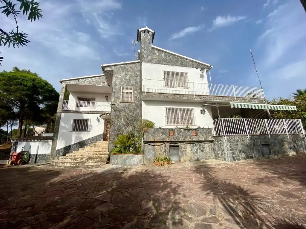 Vista exterior de Casa o xalet en venda en Lloret de Mar amb Aire condicionat, Calefacció i Jardí privat