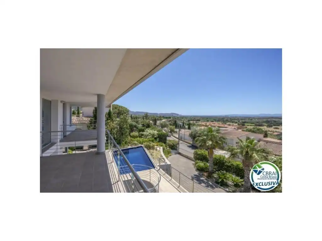 Detached house with pool for sale in Carrer d'Alemanya 74, imagen 6