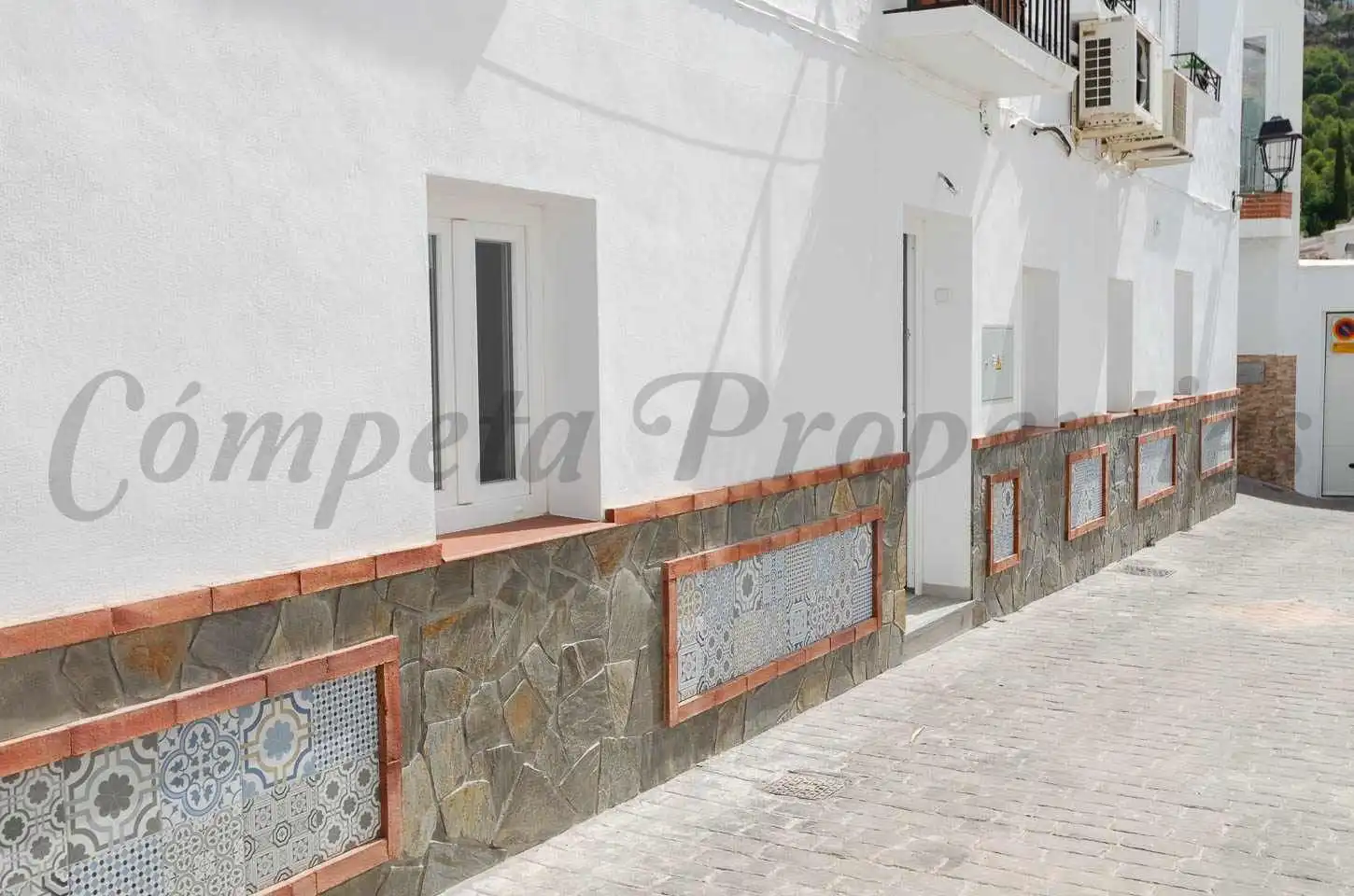 Vista exterior de Apartamento en venta en Cómpeta con Aire acondicionado