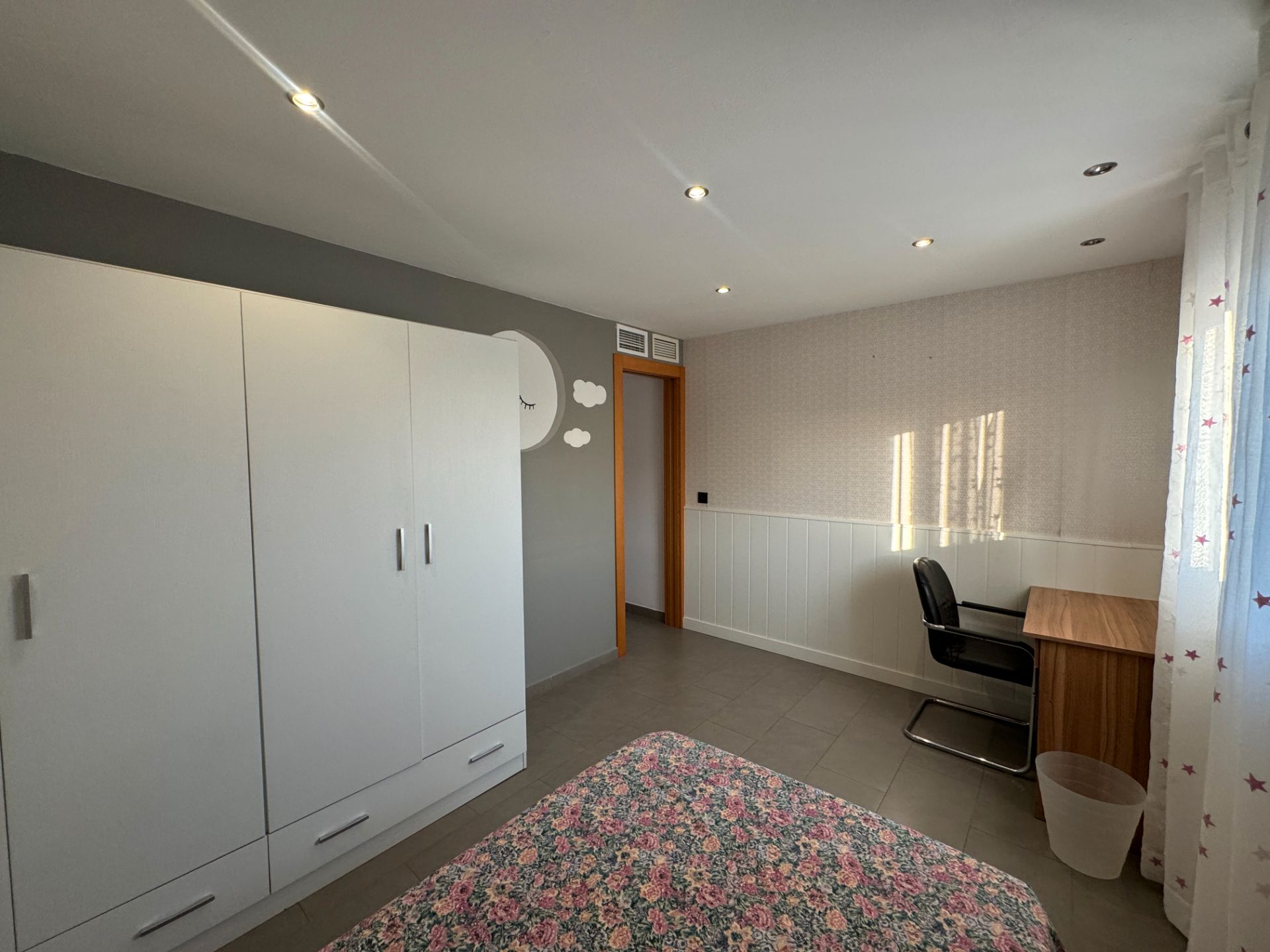 Dormitori de Apartament per a compartir en Málaga Capital amb Terrassa i Moblat