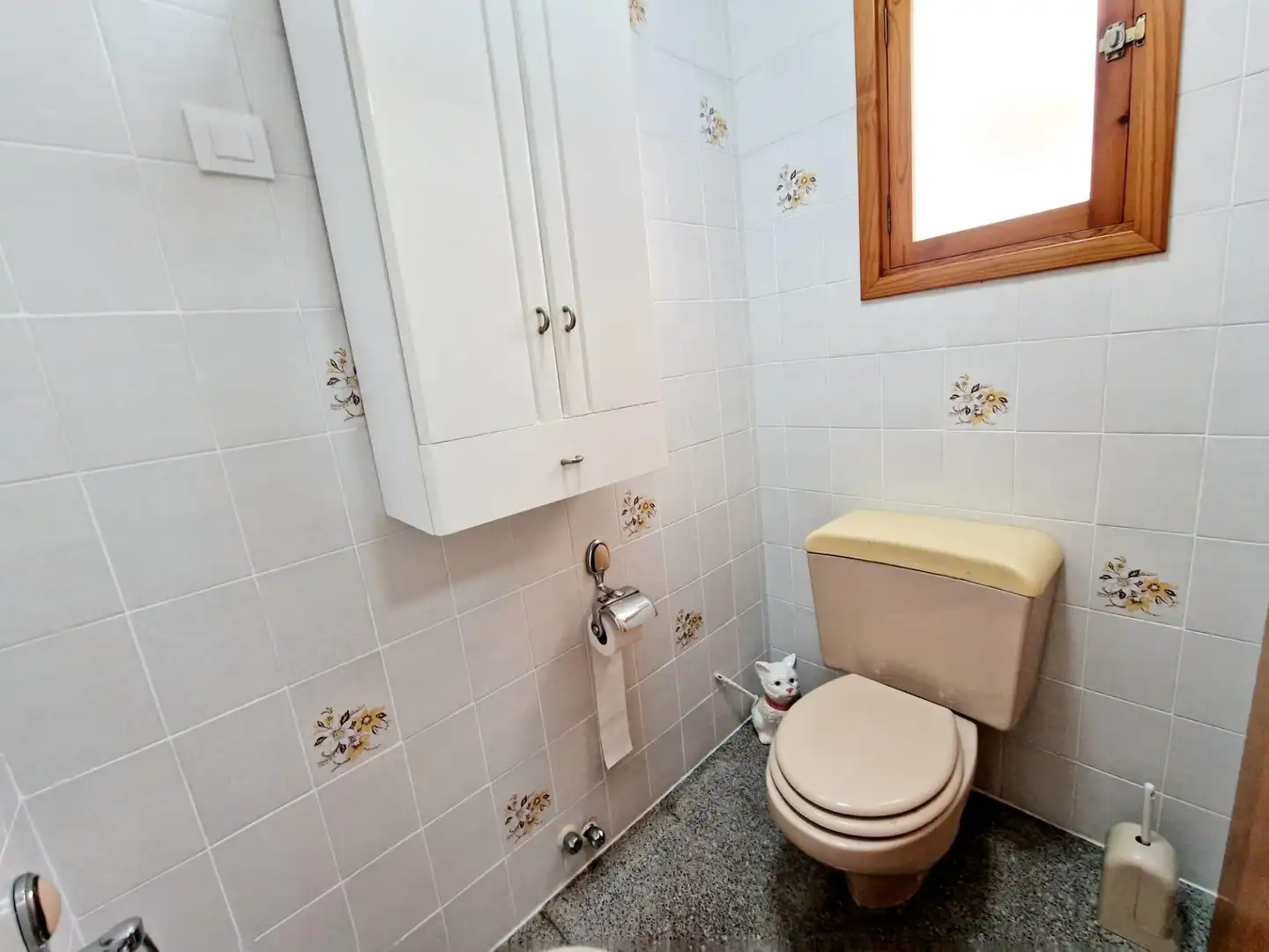 Baño de Piso en venta en Águilas con Jardín privado, Terraza y Amueblado