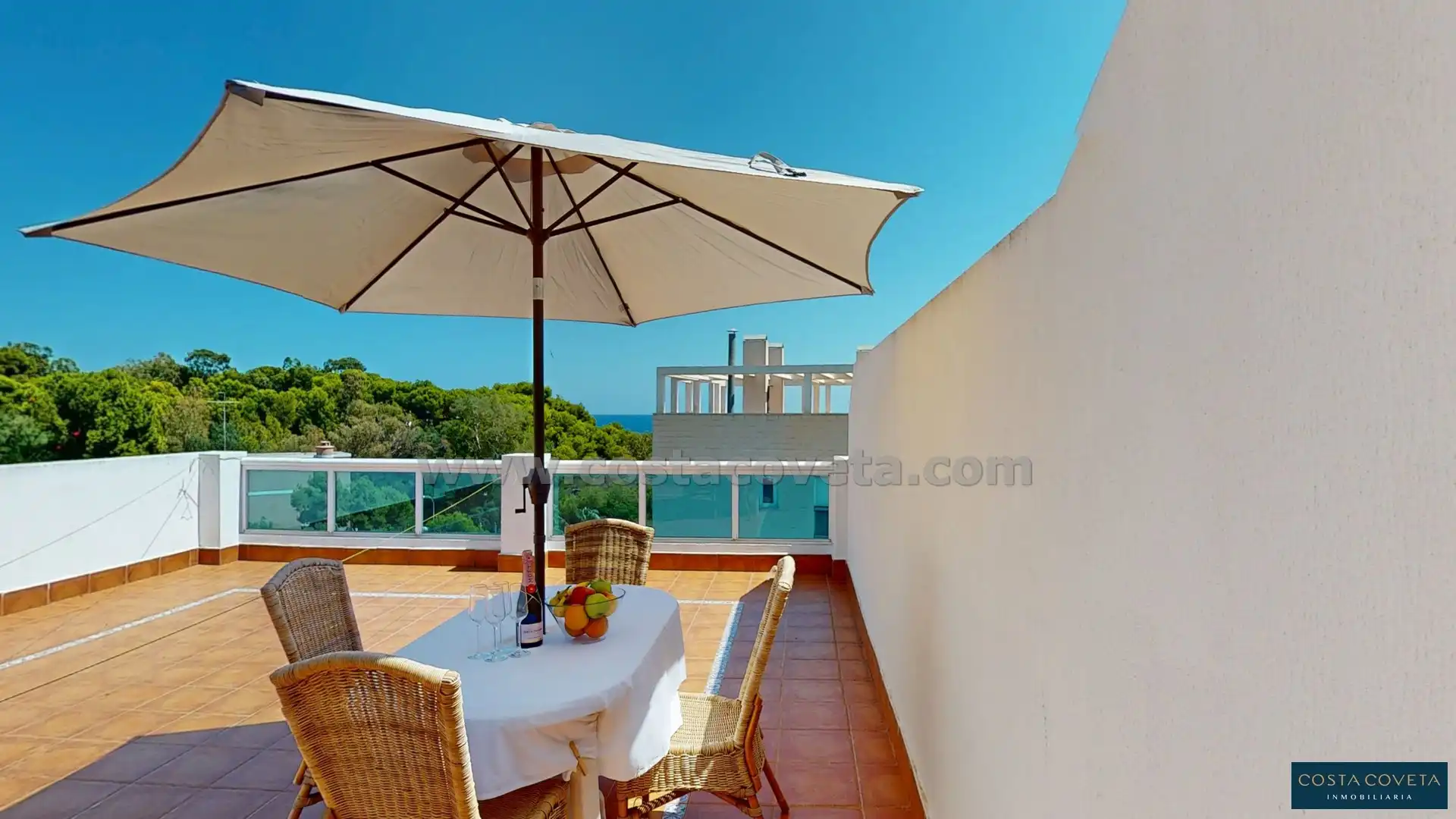 Terrasse von Wohnungen zum Verkauf in El Campello mit Klimaanlage, Terrasse und Möbliert