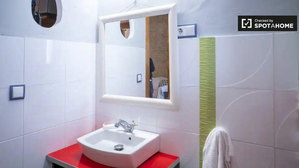 Flat with terrace to rent in L'Eixample, imagen 5