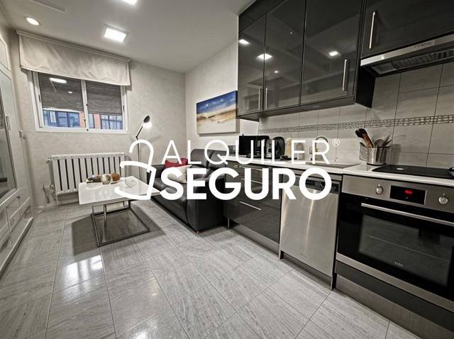 Piso en Alquiler en ANSAR en Los Cármenes