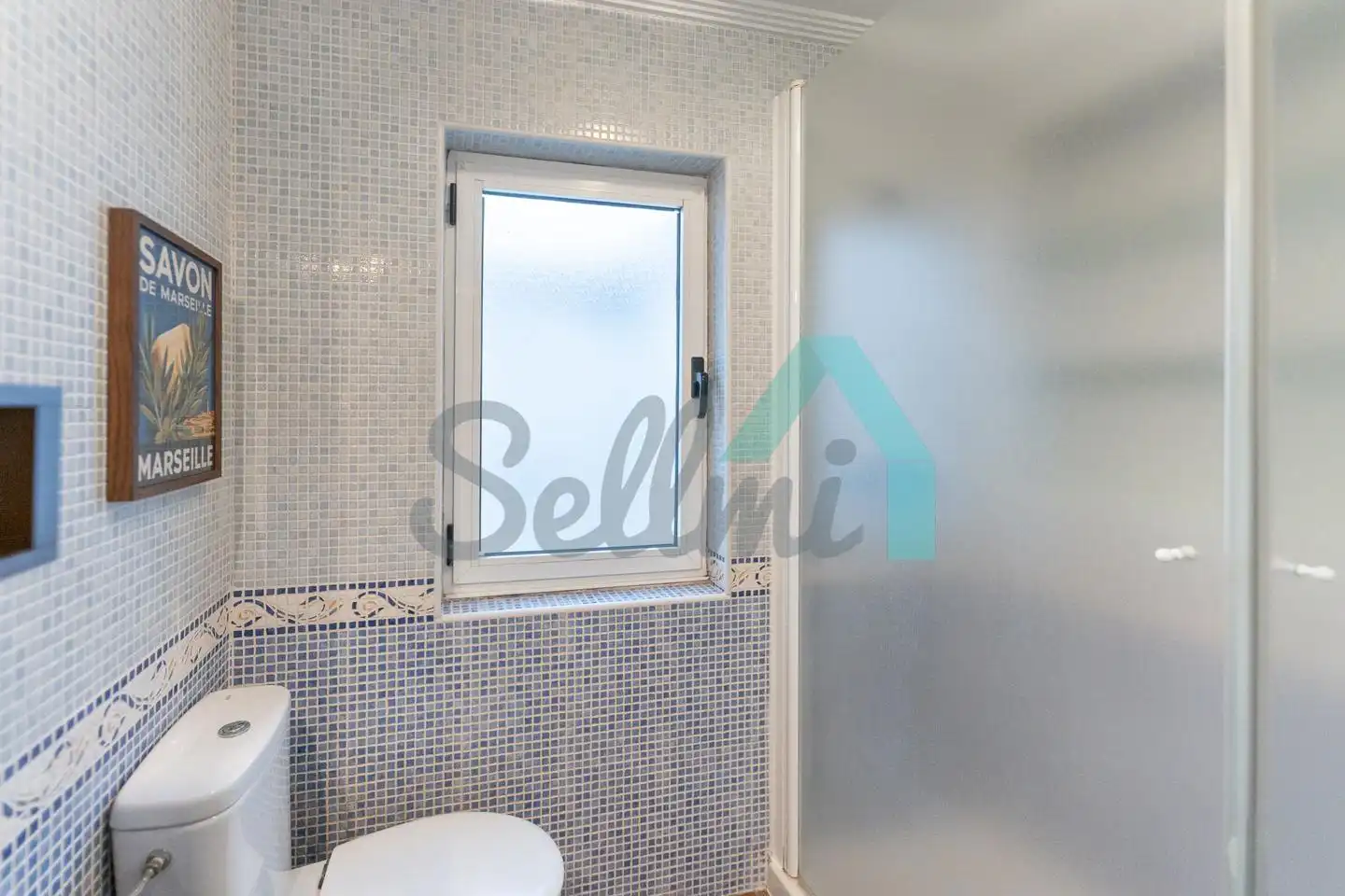 Badezimmer von Wohnung zur Miete in Oviedo  mit Heizung, Parkett und Möbliert