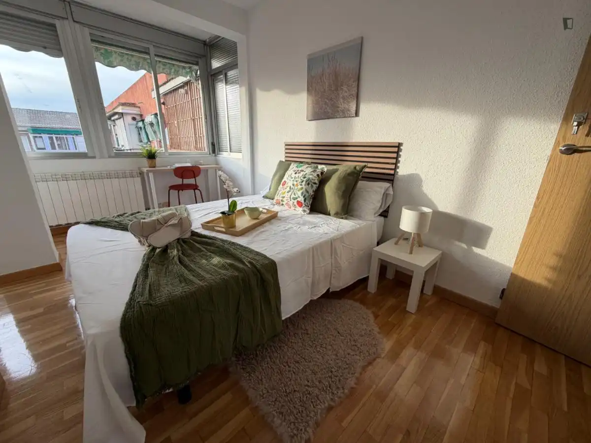 Schlafzimmer von Wohnungen zur untervermieten in  Madrid Capital mit Klimaanlage, Heizung und Möbliert