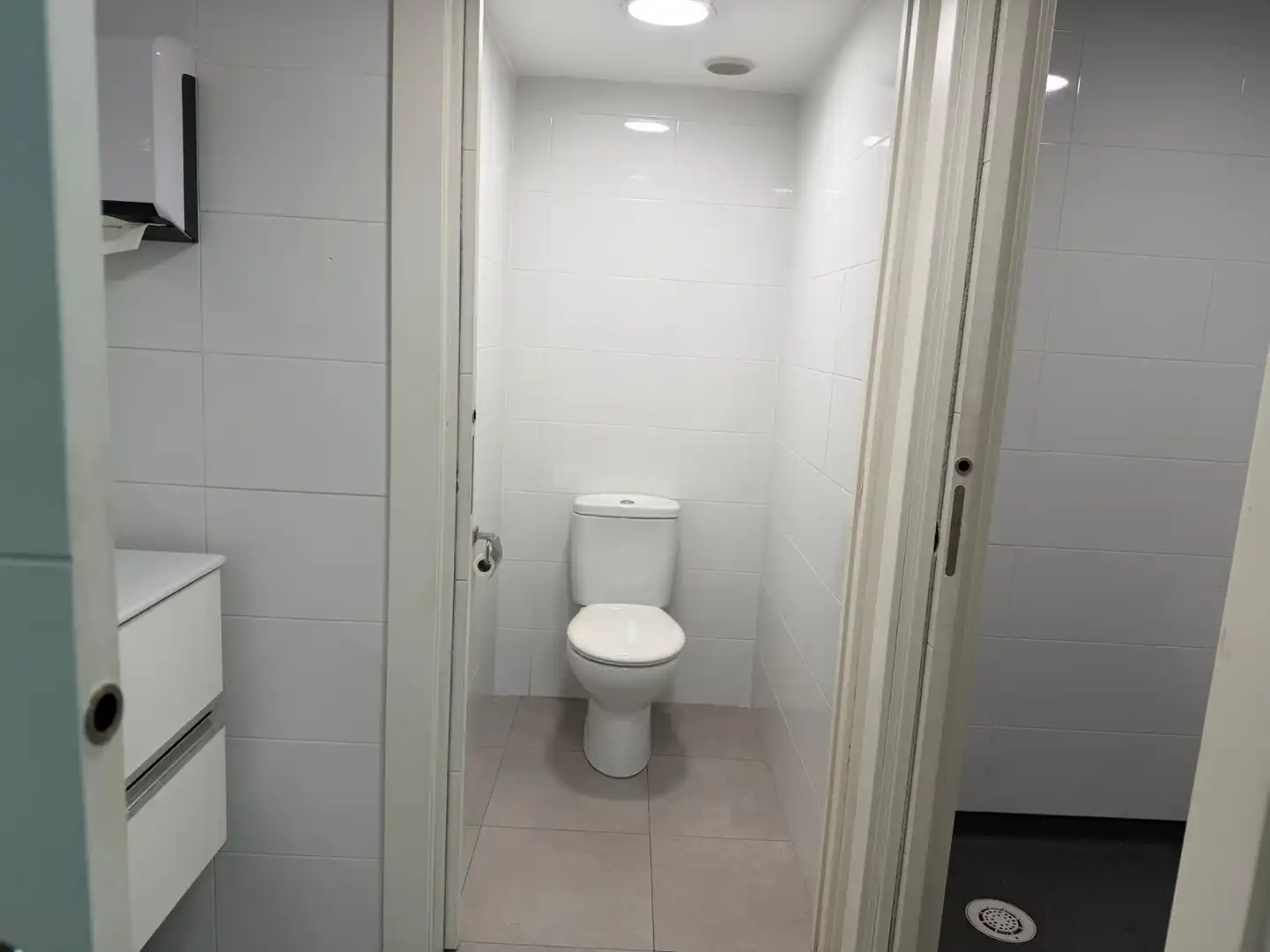 Badezimmer von Büro zur Miete in  Logroño mit Heizung