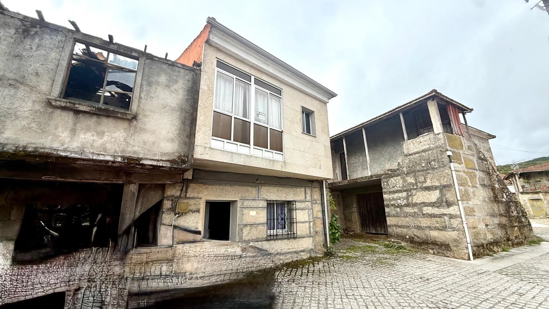 Exterior view of House or chalet for sale in Rairiz de Veiga