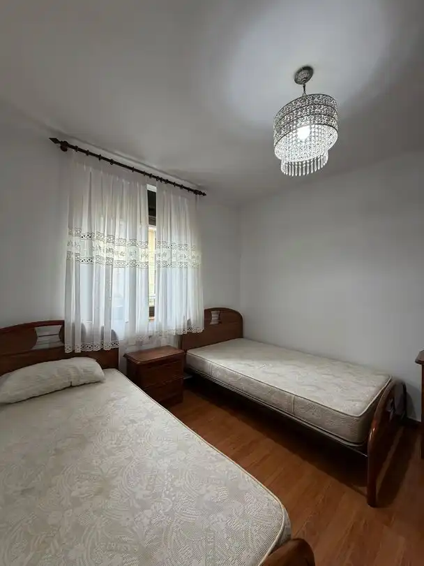 Schlafzimmer von Wohnung zur Miete in Laviana mit Heizung und Balkon