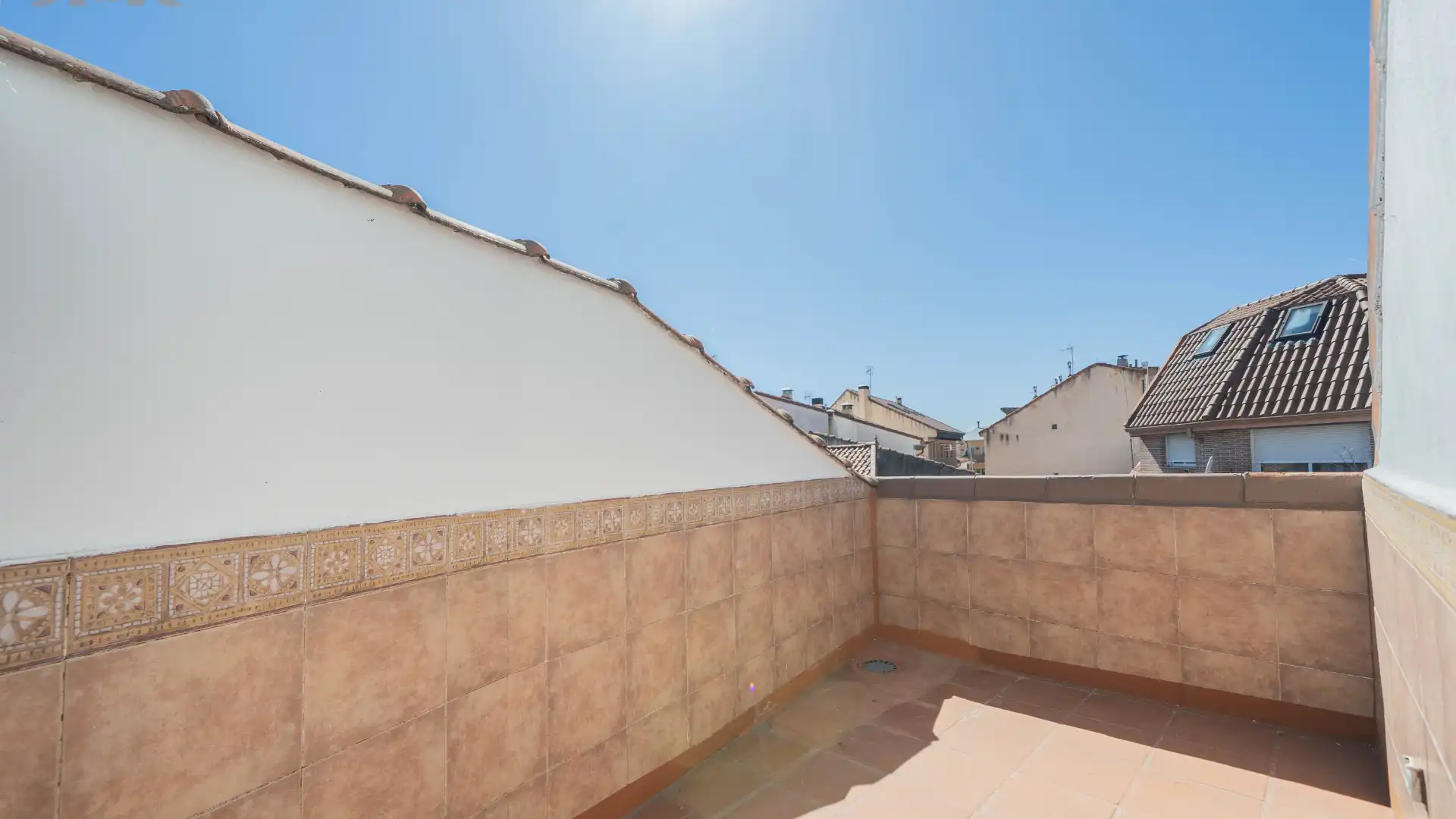 Terrace of Attic for sale in Miraflores de la Sierra  with Heating, Storage room and Furnished