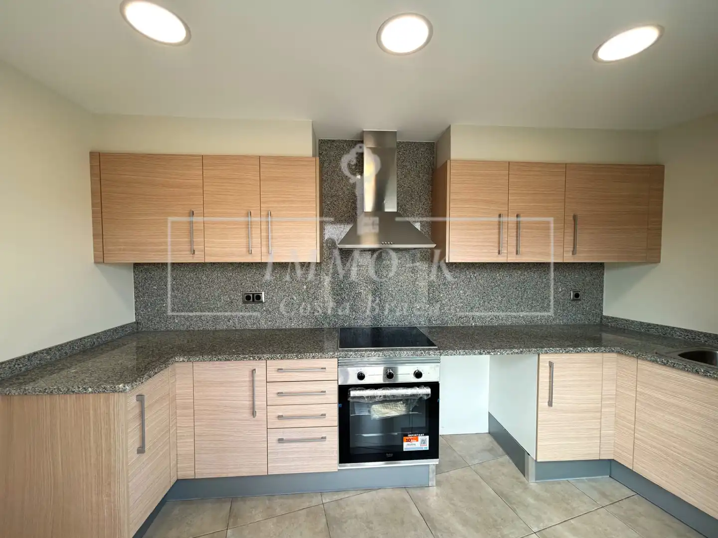 Kitchen of Flat for sale in Llançà  with Air Conditioner, Heating and Terrace