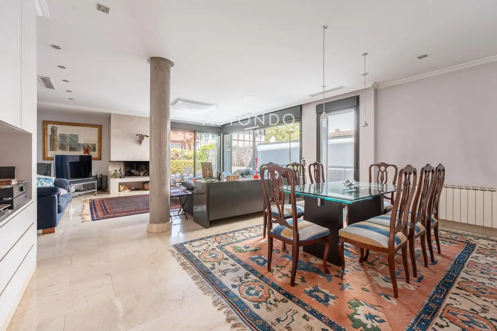 Comedor de Casa adosada en venta en Madrid con Aire acondicionado, Calefacción y Parquet