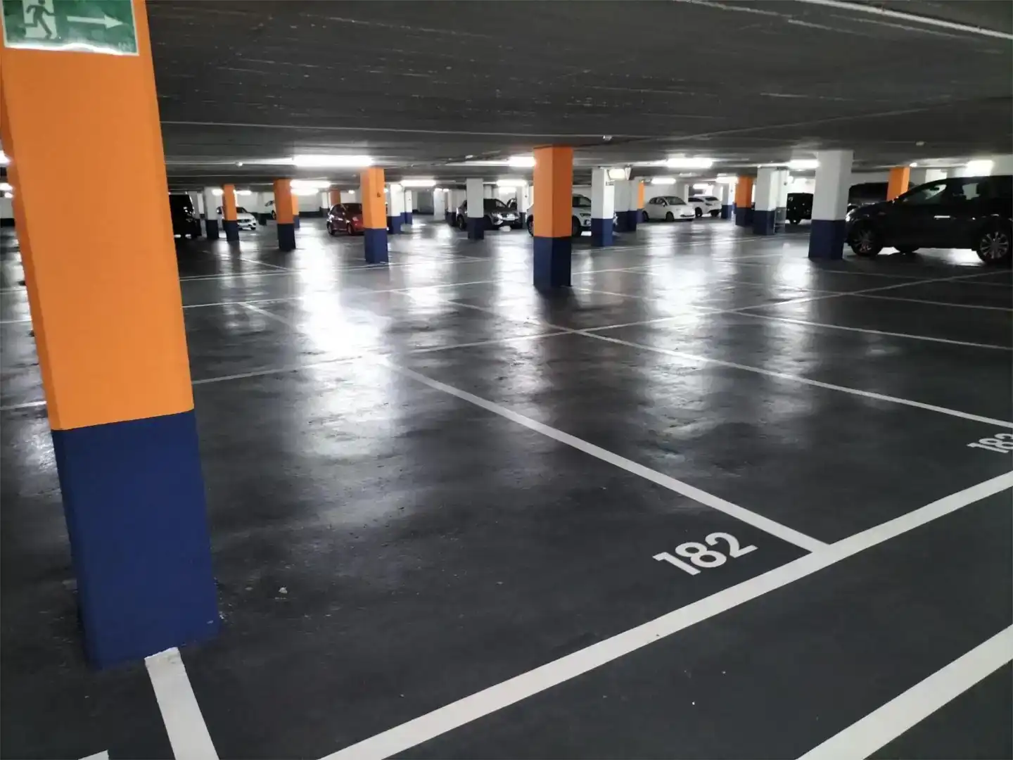 Parkplatz von Garage zur Miete in Barcelona