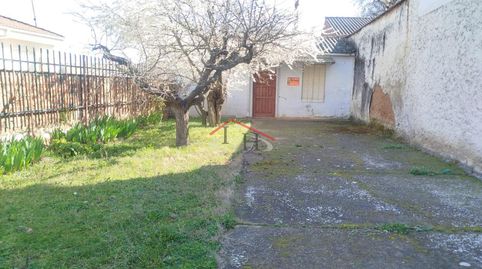 Photo 2 of Houses for sale in Avenida Principe Felipe, Chozas de Abajo, León