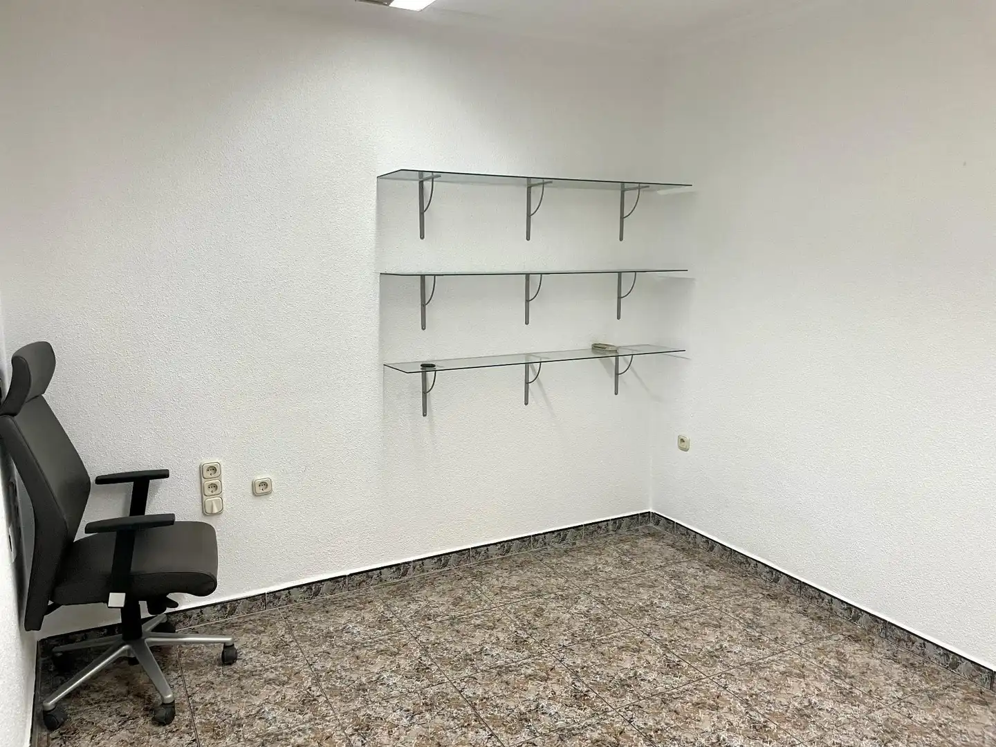 Local comercial en venta en Eugenio Ubeda, imagen 15