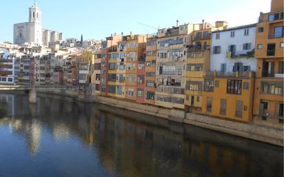Flat to rent in Girona Capital