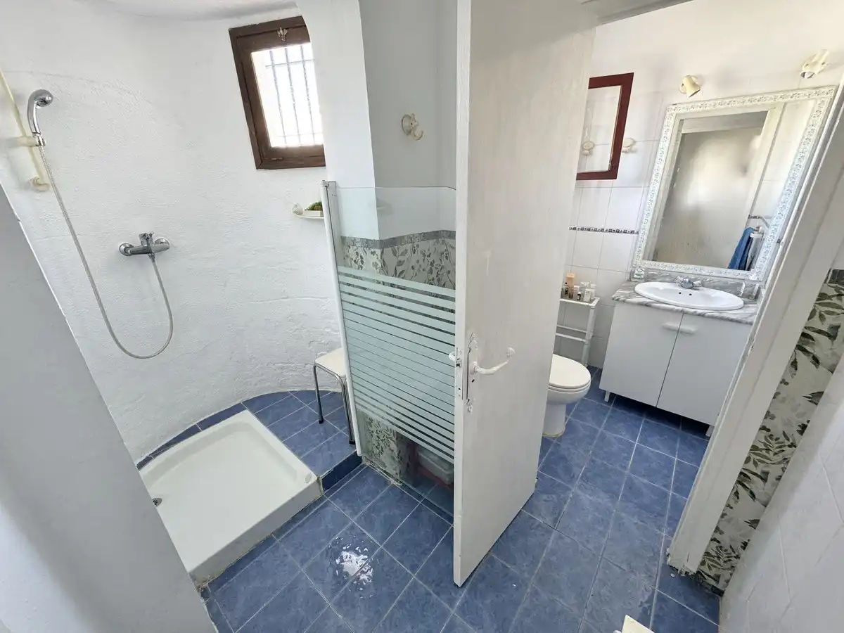 Bany de Casa o xalet en venda en Mijas amb Aire condicionat, Terrassa i Piscina