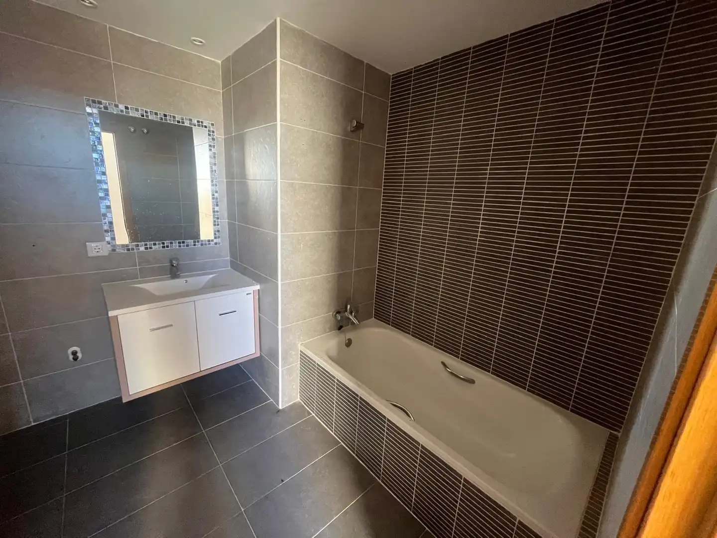 Baño de Dúplex en venta en La Muela con Calefacción y Terraza
