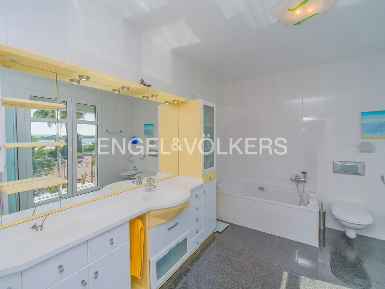 Bathroom of Houses for sale in Elche / Elx  with Air Conditioner, Heating and Private garden
