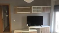 Sala d'estar de Pis en venda en Getafe amb Terrassa i Moblat