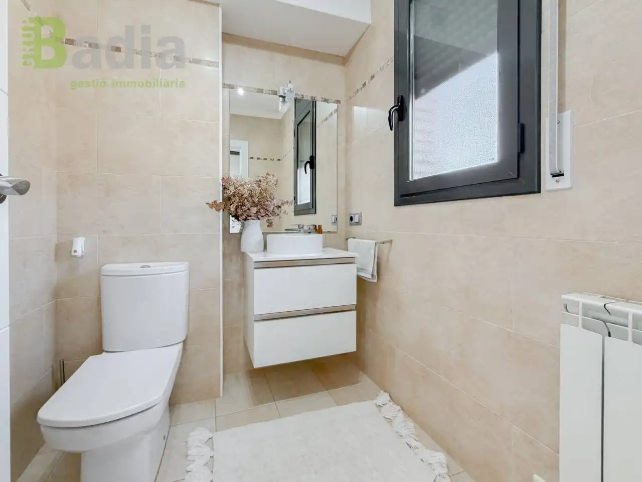 Badezimmer von Maisonette zum Verkauf in Alcarràs mit Klimaanlage, Heizung und Terrasse