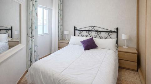 Foto 2 de Piso en venta en Calle Vázquez Claver, Girón - Las Delicias, Málaga Capital