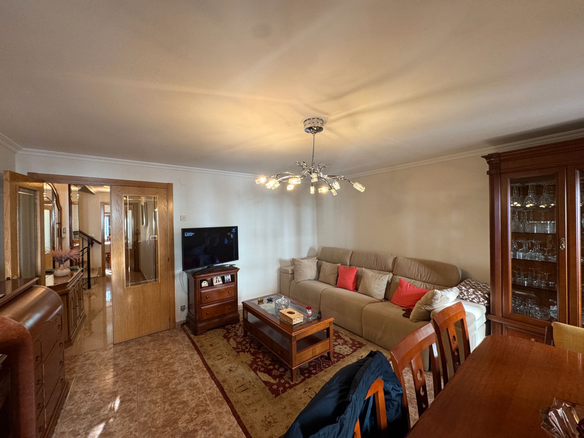 Sala d'estar de Casa adosada de lloguer en Santiago de Compostela  amb Calefacció i Moblat