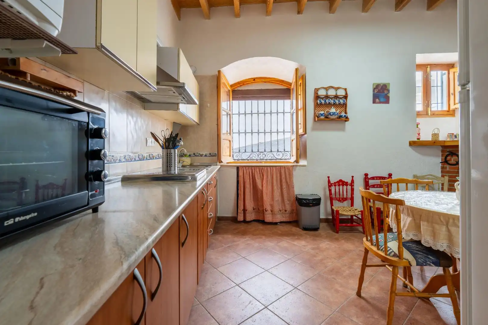 Cuina de Casa o xalet en venda en Ohanes amb Terrassa, Traster i Moblat