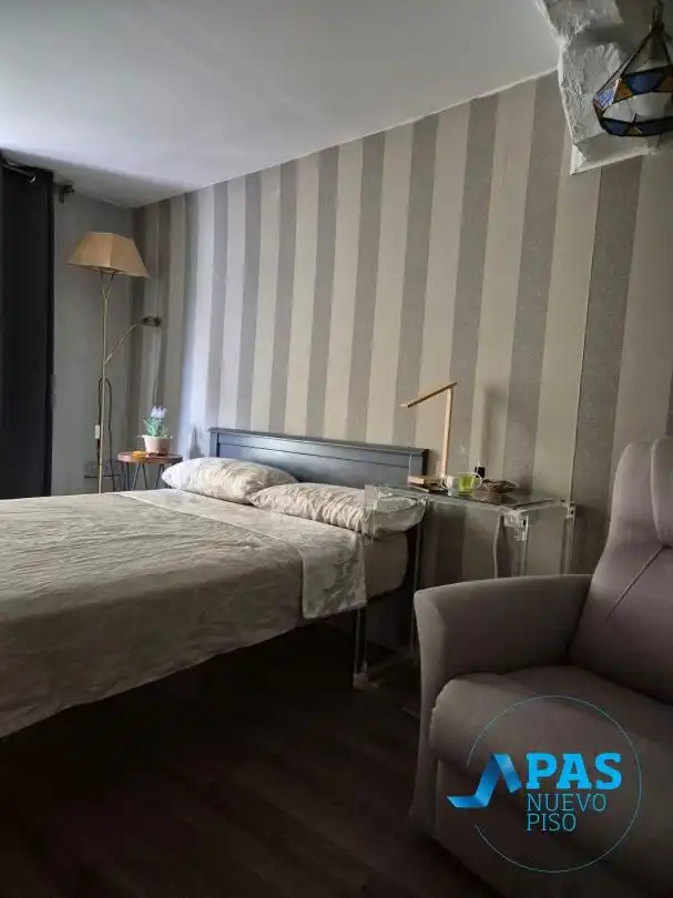 Bedroom of Flat for rent in Santander  with Air Conditioner, Heating and Balcony