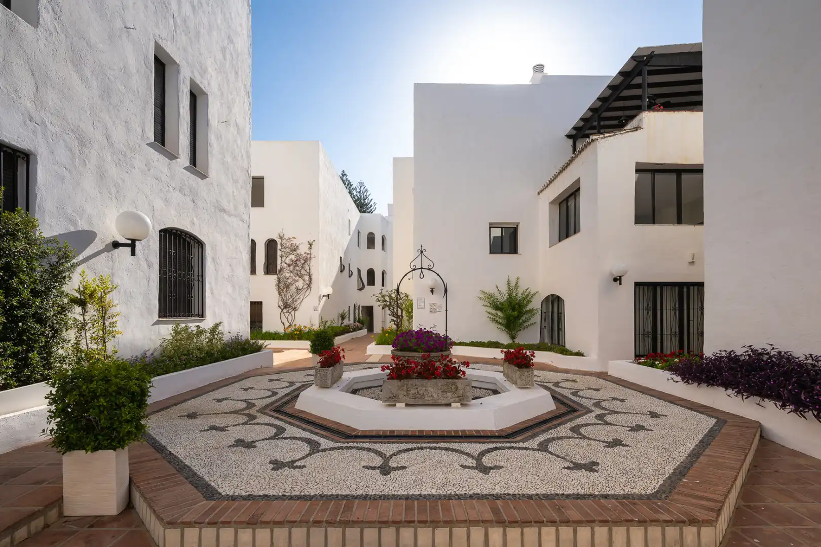 Apartament amb piscina en venda a Nueva Andalucía, imagen 17