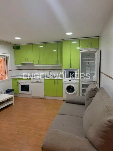 Kitchen of Flat for rent in Madrid  with Heating, Parquet flooring and Furnished