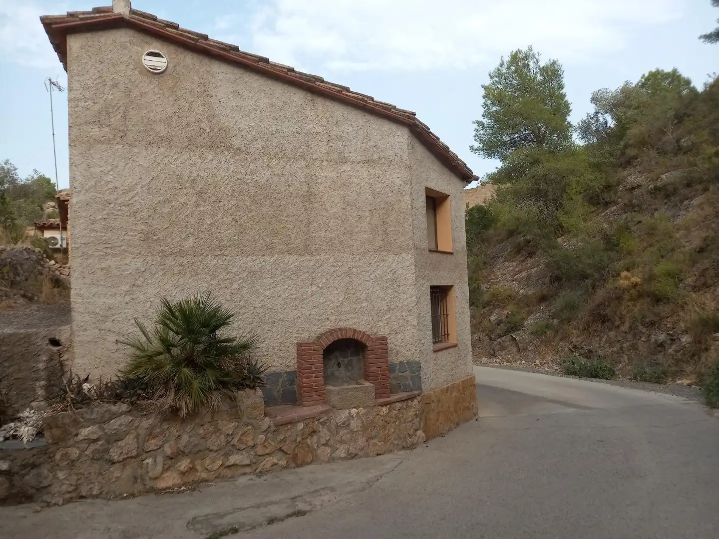 Exterior view of Commercial properties for sale in Miravet