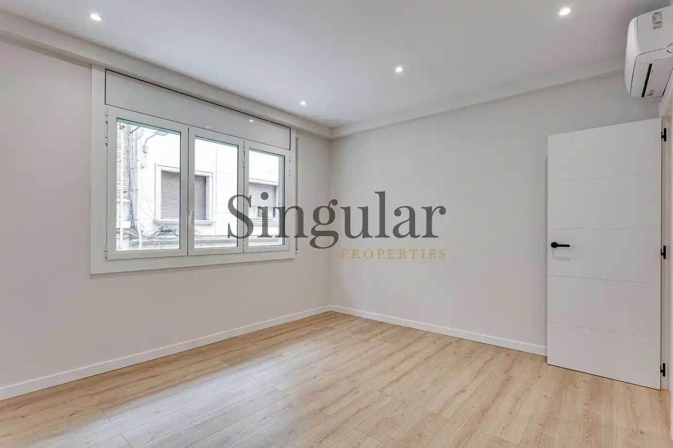 Habitación de Piso en venta en Barcelona con Aire acondicionado, Calefacción y Parquet
