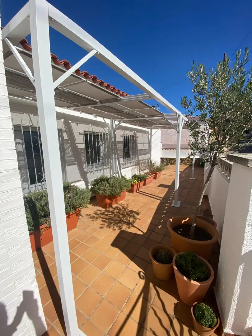 Terrassa de Casa o xalet en venda en Roses amb Aire condicionat, Calefacció i Jardí privat
