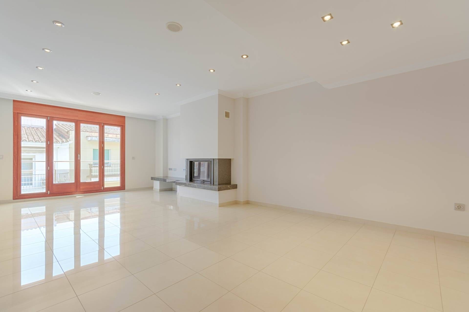House or chalet for sale in Vilafant  with Air Conditioner, Heating and Terrace
