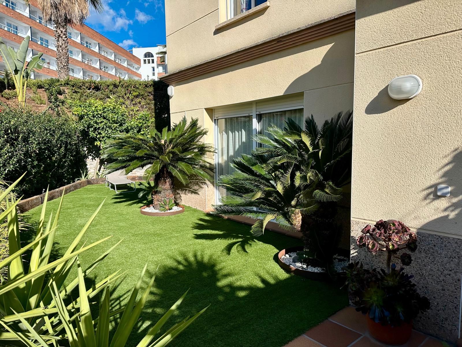 Jardín de Casa adosada en venta en Lloret de Mar con Aire acondicionado, Calefacción y Jardín privado