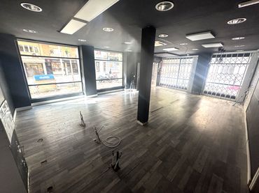 Local comercial en alquiler en Rambla de Josep Anselm Clavé 37