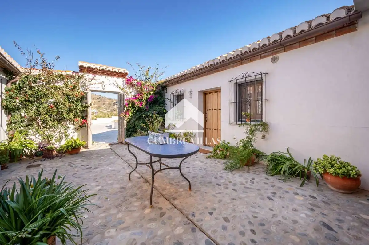 Exterior view of Houses for sale in Almuñécar  with Private garden, Terrace and Storage room