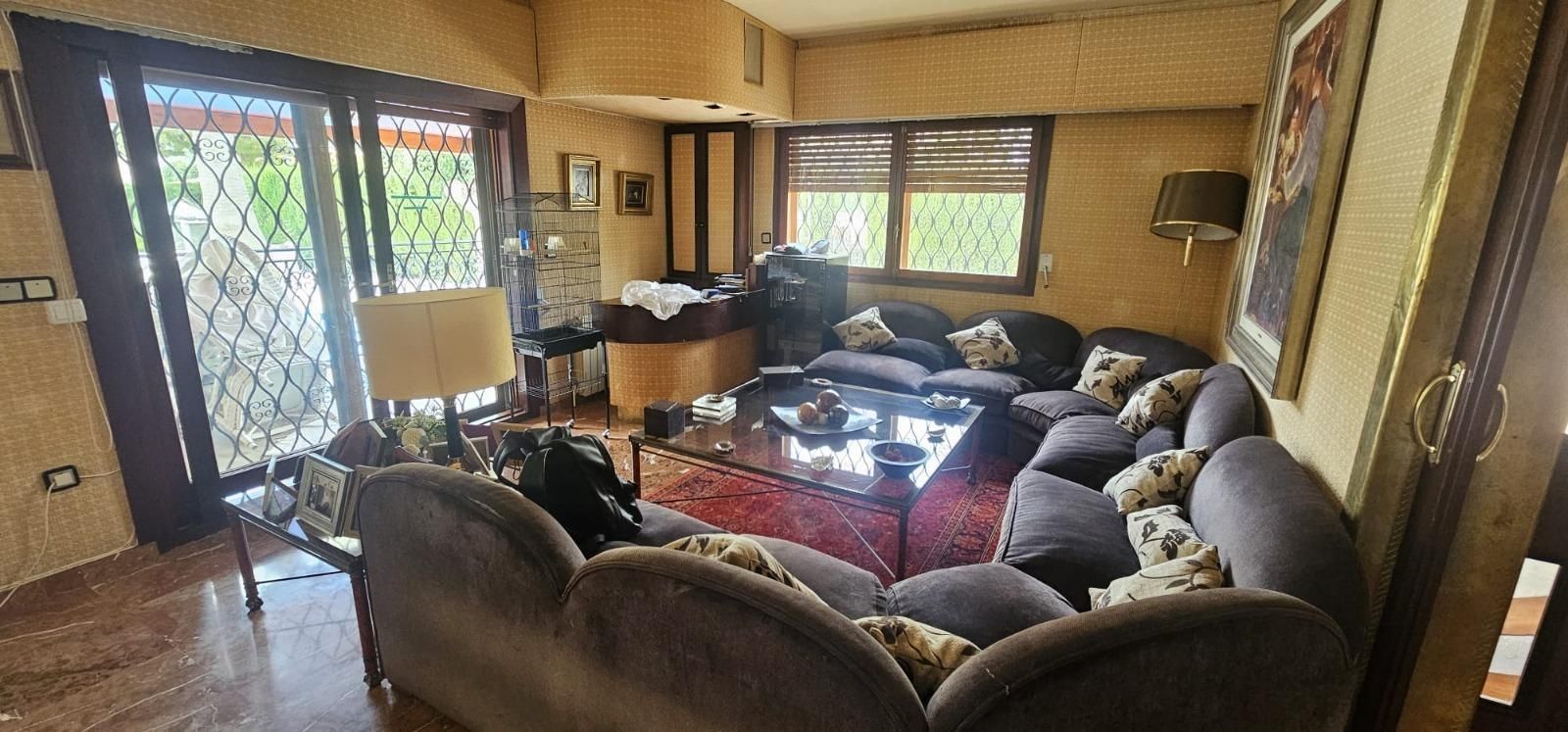Sala d'estar de Casa o xalet en venda en Mutxamel amb Jardí privat i Piscina