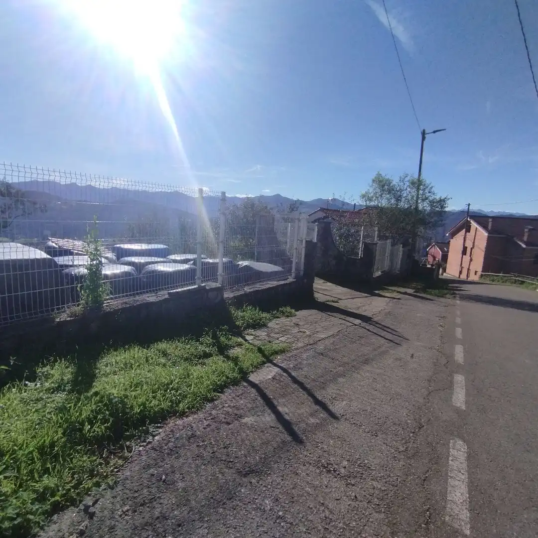 Außenansicht von Residential zum Verkauf in Langreo