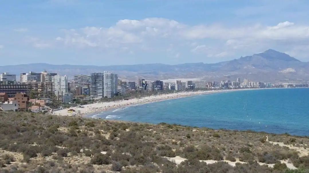 Wohnbaugrundstück zum Verkauf in Garbinet - Vistahermosa, imagen 4