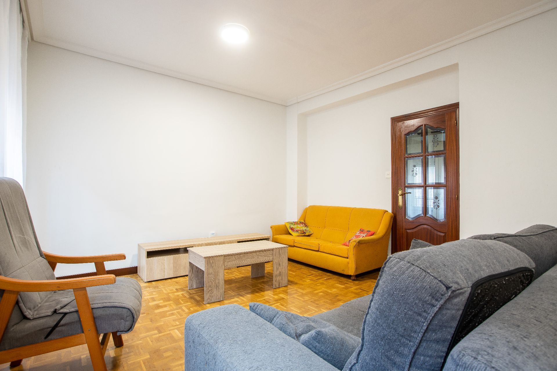 Sala d'estar de Pis en venda en  Pamplona / Iruña amb Calefacció