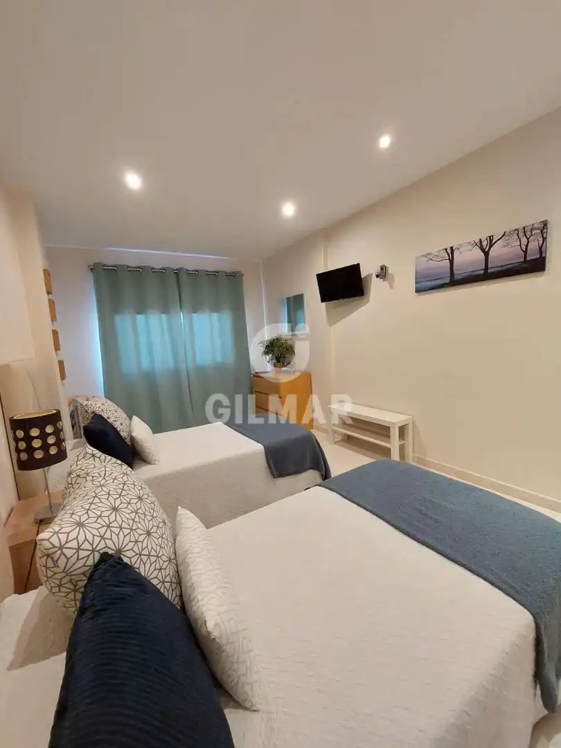 Dormitori de Apartament en venda en Adeje amb Jardí privat, Terrassa i Traster