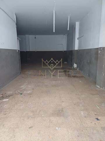 Local comercial en Venta en Nou Moles